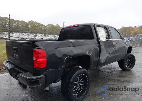 2018 Chevrolet Silverado 1500 Custom z USA, uszkodzony, nr VIN 3GCUKPEC5JG329586